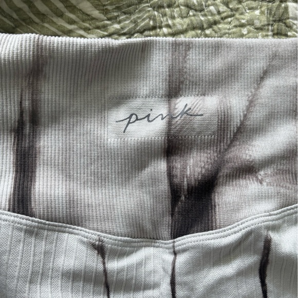 Pink Victoria’s Secret Black and White Tie-Dye Leggings - Picture 6 of 6